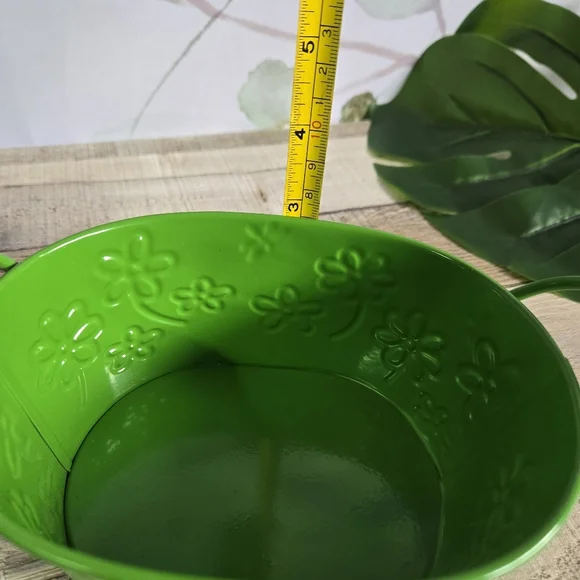 Metal Planters Set - Picture 10 of 13